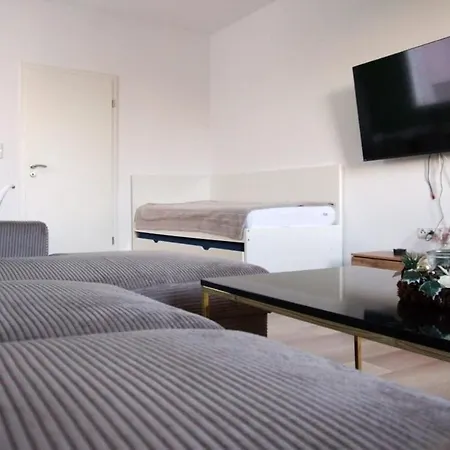 Zentrale *